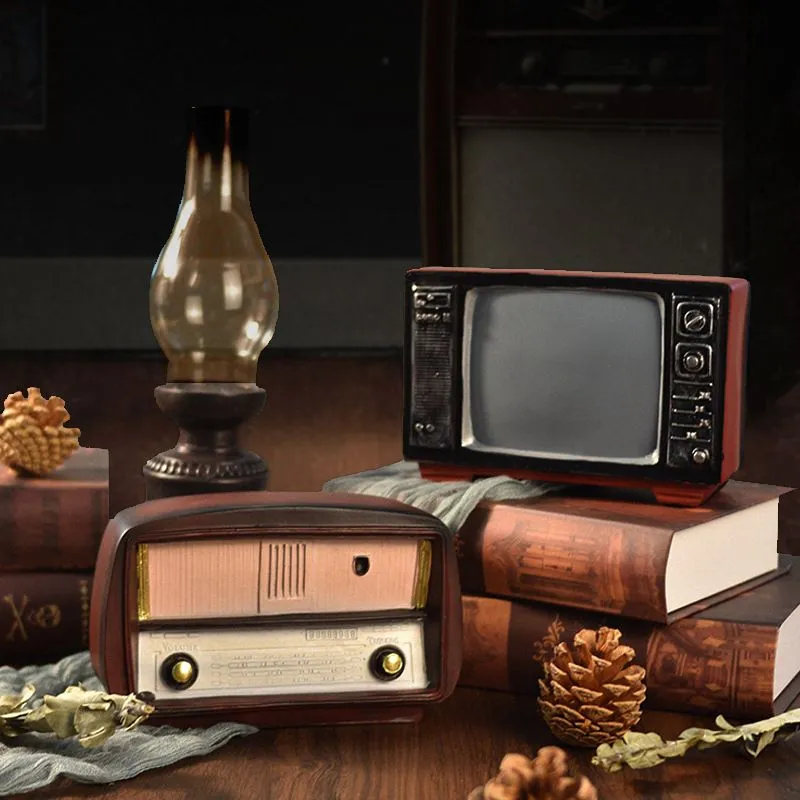 微信图片_20251127001244_220_7 Retro Radio & TV Resin Ornament - Creative Nostalgic Decor with Coin Bank Function - Image 1